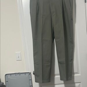 Haggar Men's Khaki Chinos